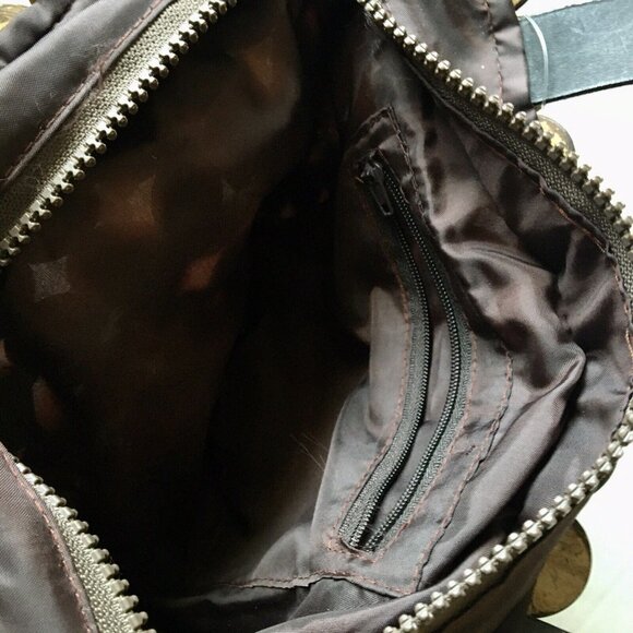 Hand-Crafted Coconut Shell Shoulder Bag - Picture 5 of 8